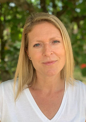 Dr Helen Courtney
