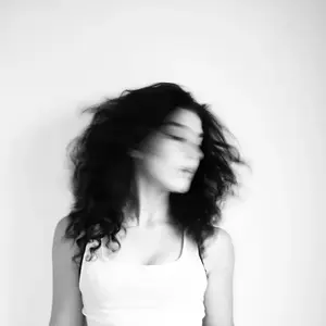 Review: "Pretty Boys" - Caroline Romano