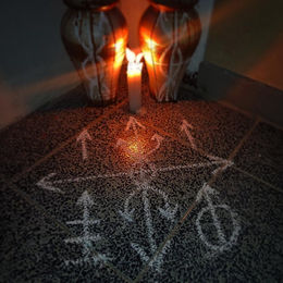 Obra para conseguir trabajo