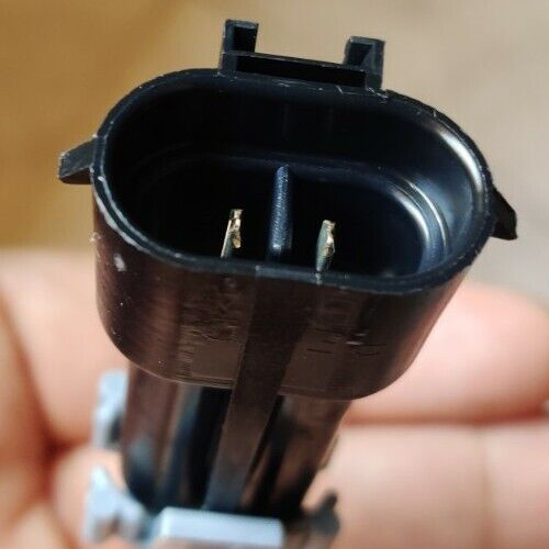 Thumbnail: H11 Male Connector.