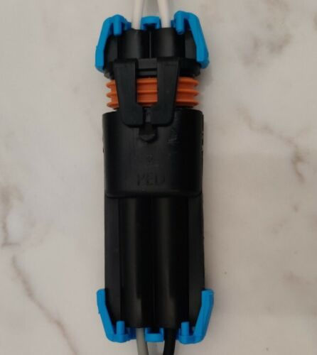 Thumbnail: MALE Connector For 9005 & 9055 Bulb