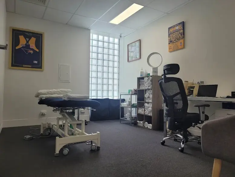 physiologix treatment room.webp
