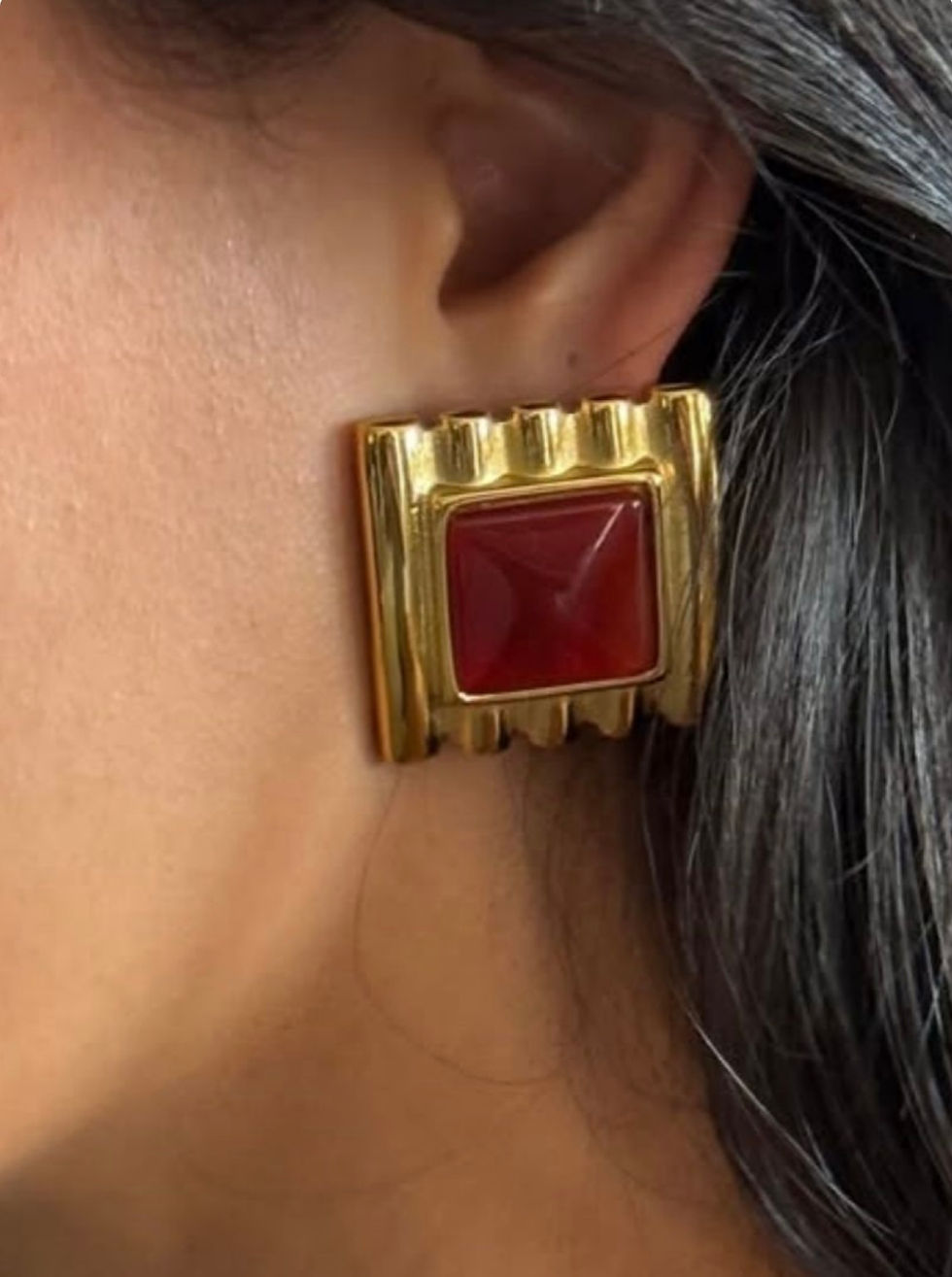 Thumbnail: BETH