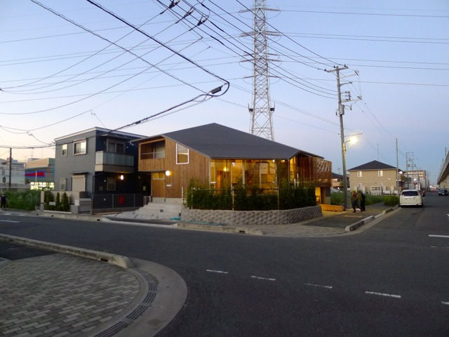 T邸