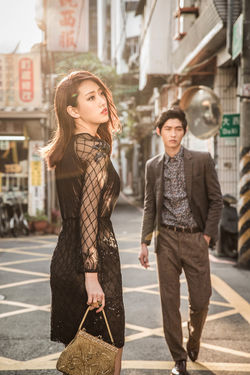 平面時裝樣片梳化