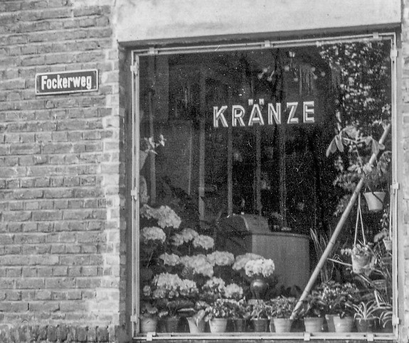 KRÄNZE Ausschnitt(1).jpeg