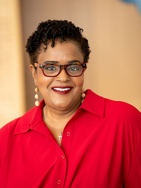 Val Daye 2025 Headshot.jpg