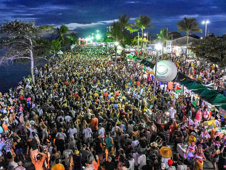 Quase 100 mil turistas são esperados para os quatro dias de carnaval em Porto Seguro