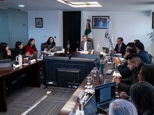 La COFEPRIS digitaliza sus procesos de notificación para reducir tiempos de respuesta y modernizar la regulación sanitaria en México.