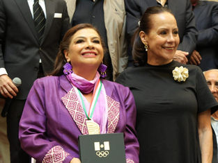 La Jefa de Gobierno Reconoce el Legado de Héroes Deportivos y Promete Impulso Legislativo al Deporte