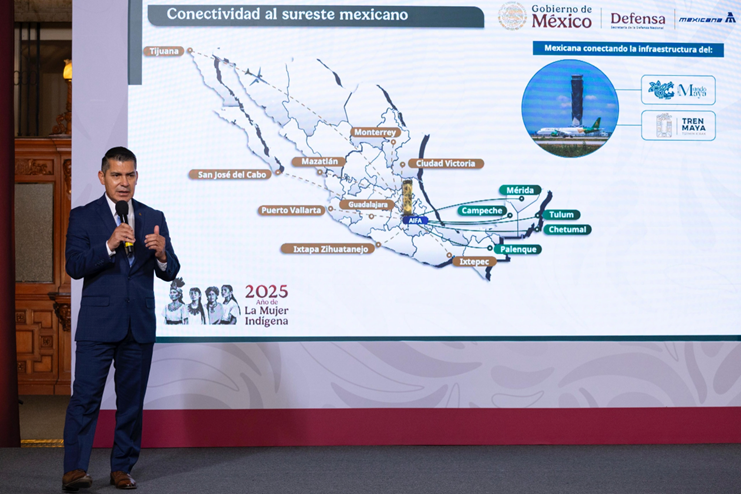 LEOBARDO ÁVILA BOJÓRQUEZ, Director General de Mexicana de Aviación