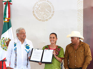 AMLO y Claudia Sheinbaum presidenta electa, entregan Acueducto y Distrito de Riego al pueblo Yaqui en Guaymas, Sonora.