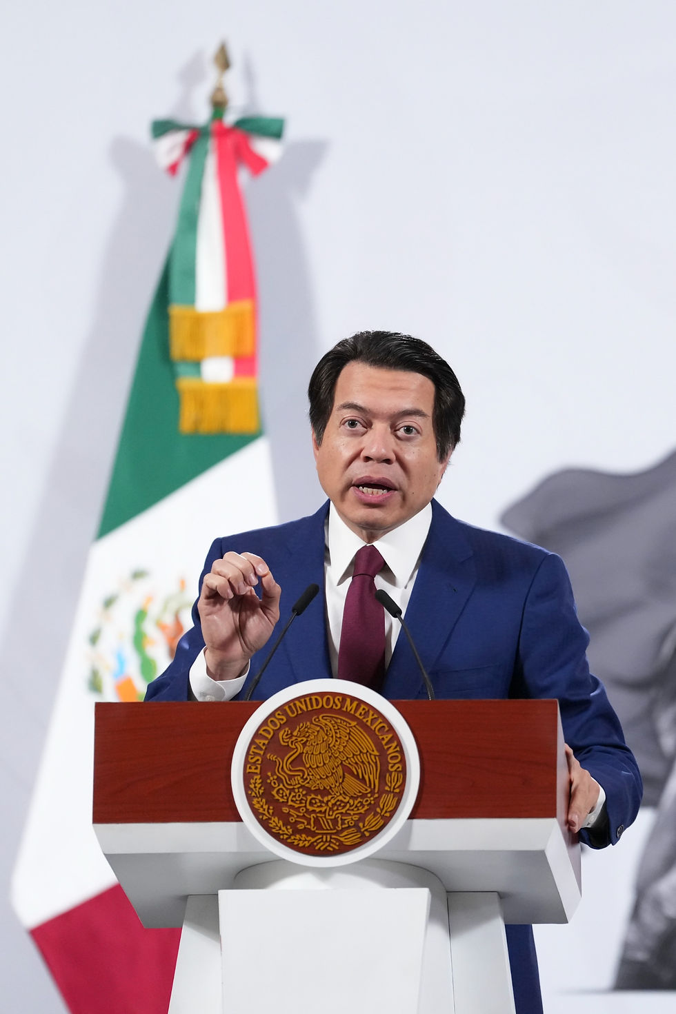 El Secretario de Educación Pública, Mario Delgado Carrillo, presentando los avances de la política educativa