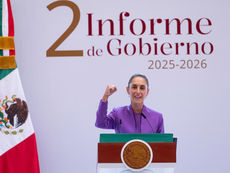 La presidenta de México, Claudia Sheinbaum Pardo, encabeza la lectura de su segundo informe de gobierno desde el Patio de Honor de Palacio Nacional, acompañada por integrantes del gabinete federal e invitados especiales.