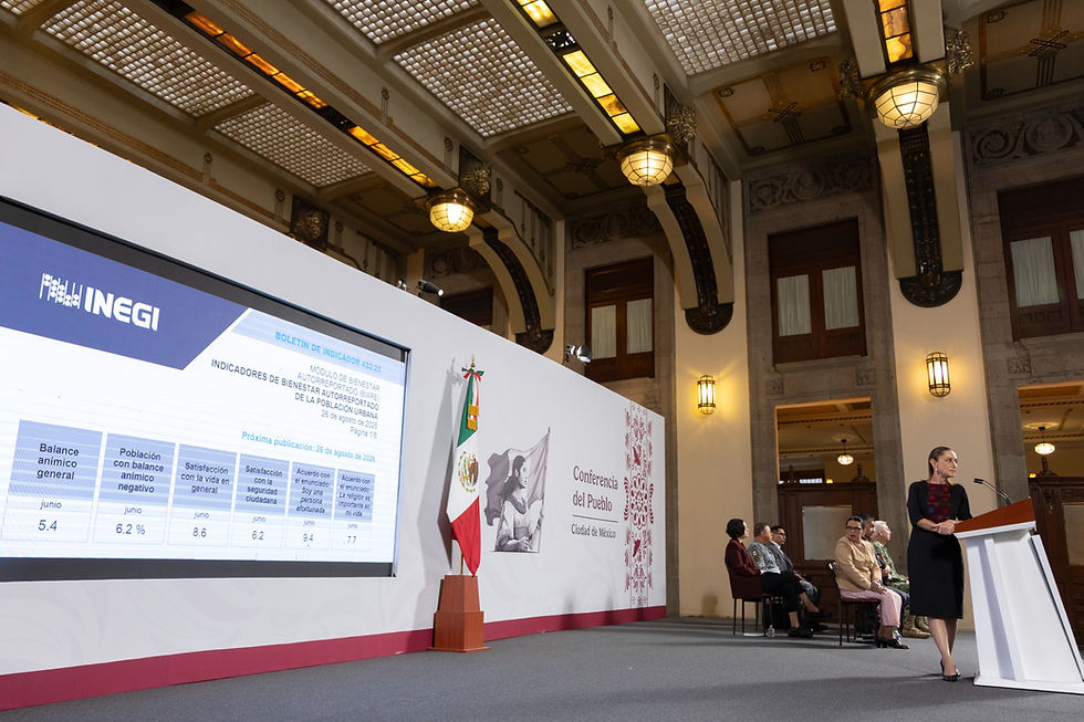 Una gráfica de barras que muestra el aumento de la satisfacción con la vida en la población urbana de México, con el logotipo del INEGI.