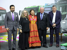 : Pablo Yanes, nuevo secretario de Bienestar, junto a Enrique Irazoque, titular de Metrópolis, y la Jefa de Gobierno Clara Brugada durante el anuncio en el Antiguo Palacio del Ayuntamiento.