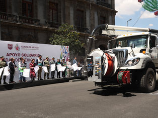 CDMX Activa 32 Centros de Acopio e Infraestructura Pesada: El Apoyo CDMX Veracruz es Total Ante la Emergencia por Lluvias