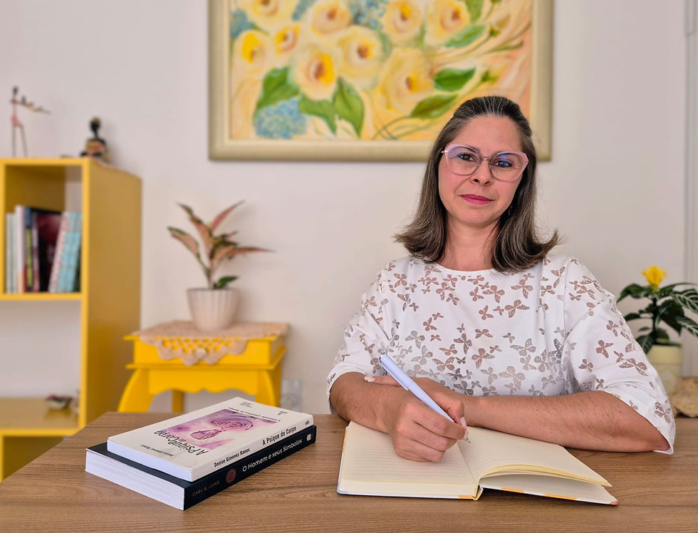 Mariana Giuzio - Psicóloga Clínica e Perinatal