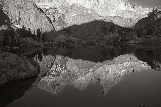 Dawn at Mineret Lake