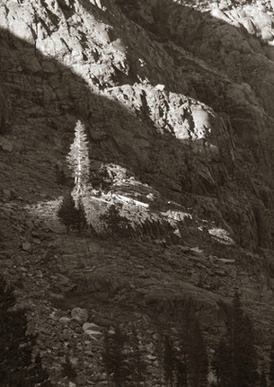 Dawn at Ediza lake