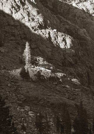 Dawn at Ediza lake