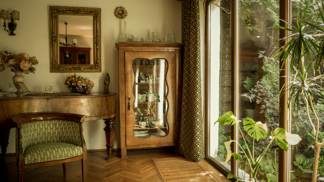 Nostalgia at Home: Why We’re Embracing Vintage Style Again