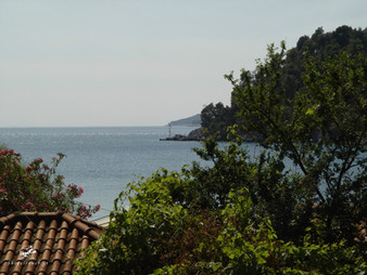 euanthiaagnondasbeach04jpg