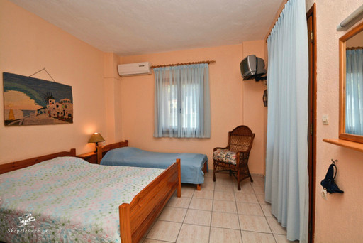 korinaagnondasskopelos16jpg