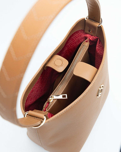 Thumbnail: Bucket bag Nila | apple leather | camel