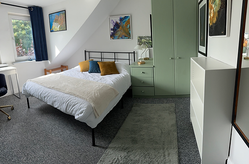canal bedroom 2.HEIC