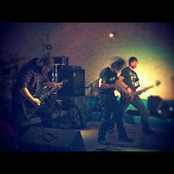 282844_10152379319010077_1933502963_n