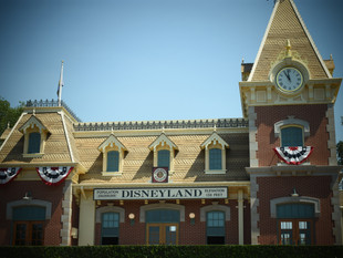 Park Spotlight: Disneyland Part 2