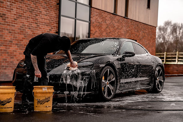brad-starkey-eP8h7YVhFHk-unsplash-car-wash.jpeg