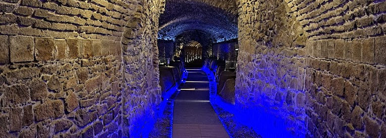 Acequia maestra en los túneles de Puebla pasaje histórico 5 de mayo.