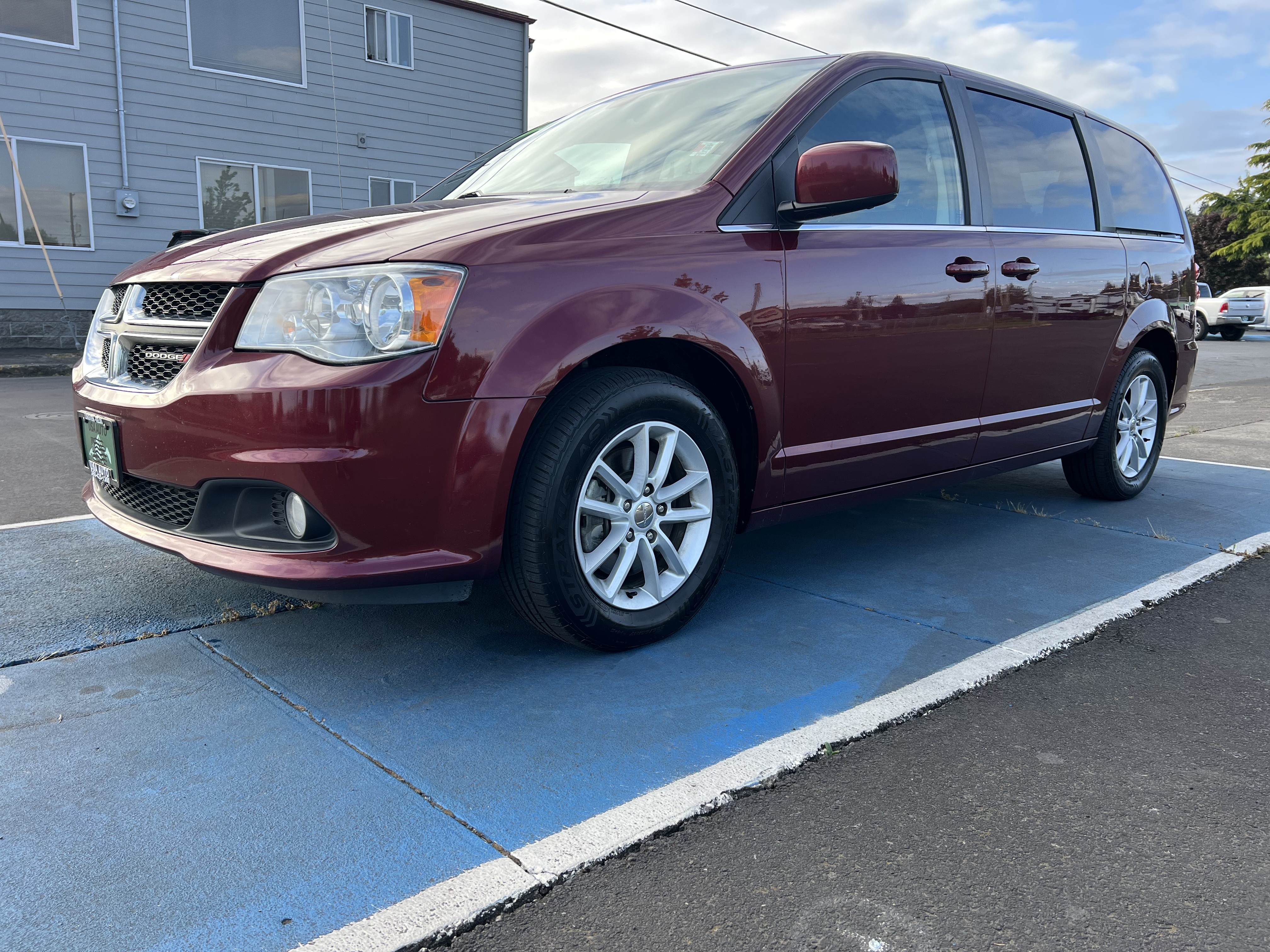 2019 Dodge Grand Caravan SXT's photo