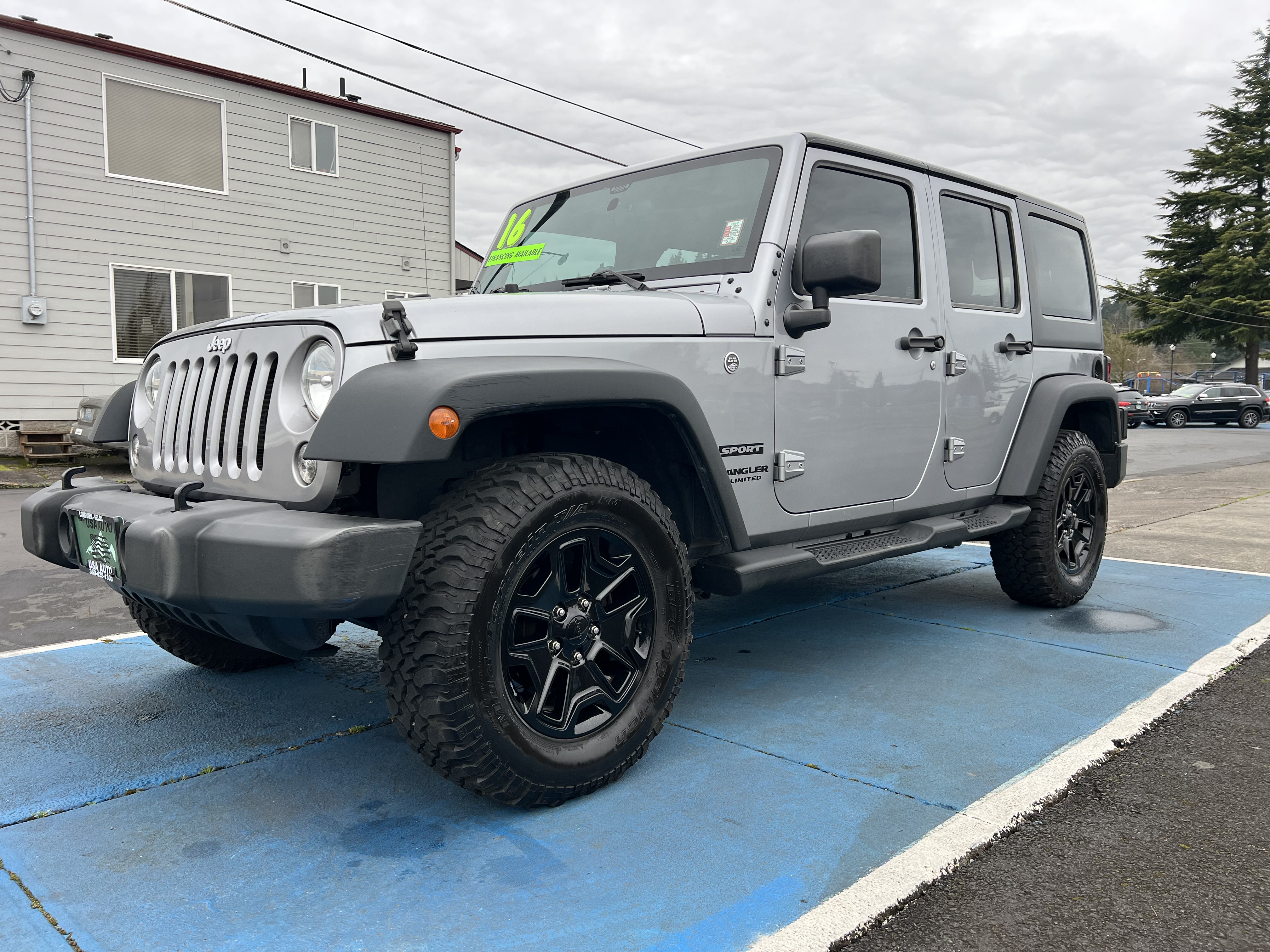 2016 Jeep Wrangler Sport's photo