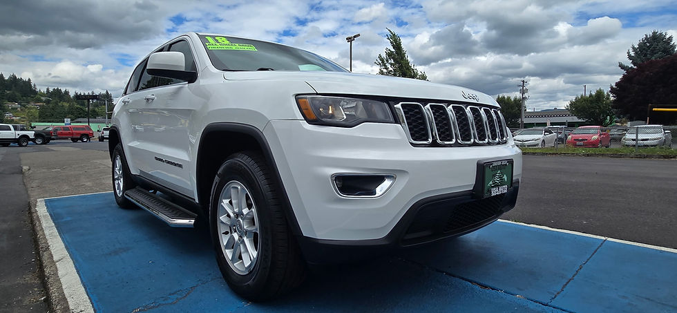 Thumbnail: 2018 JEEP GRAND CHEROKEE E