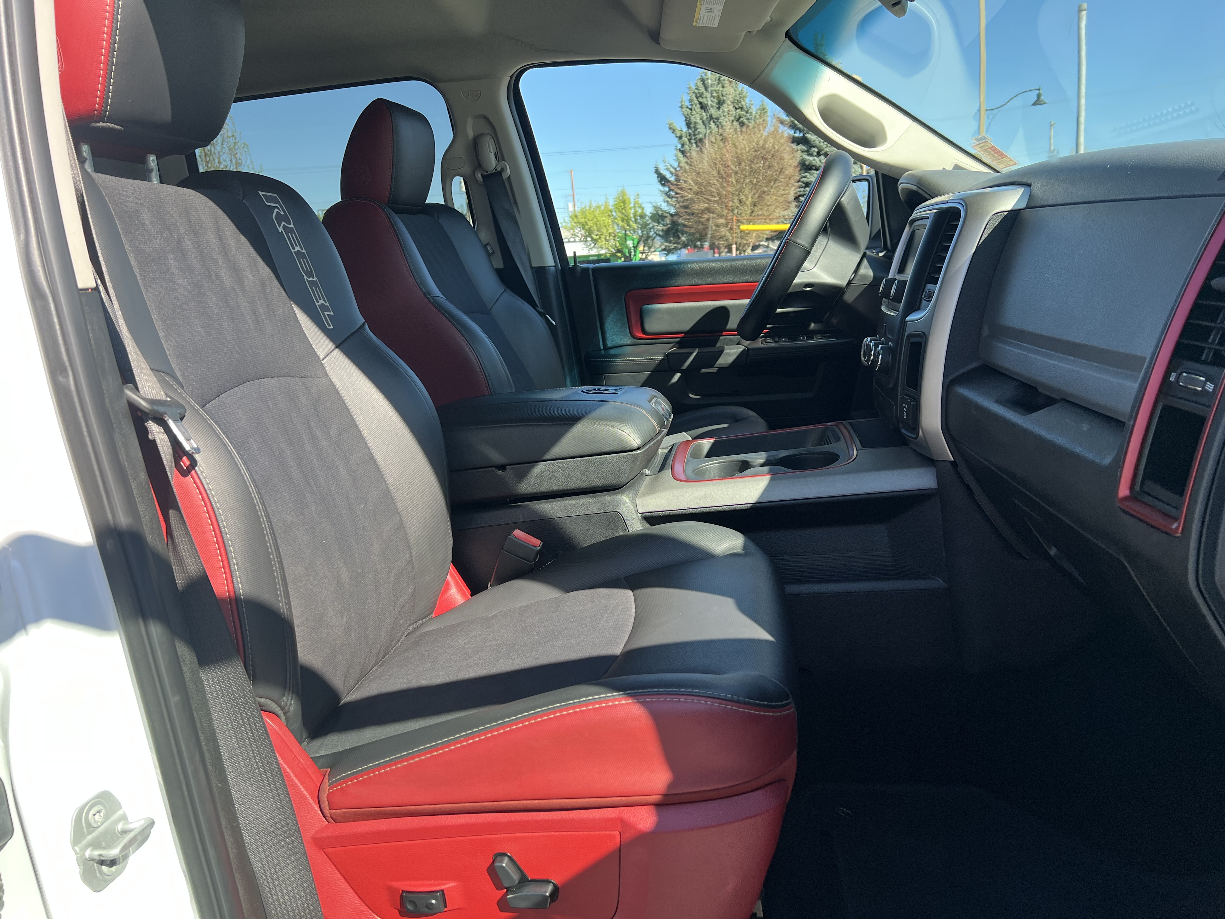 2019 RAM Ram 1500 Classic SLT - Photo 9