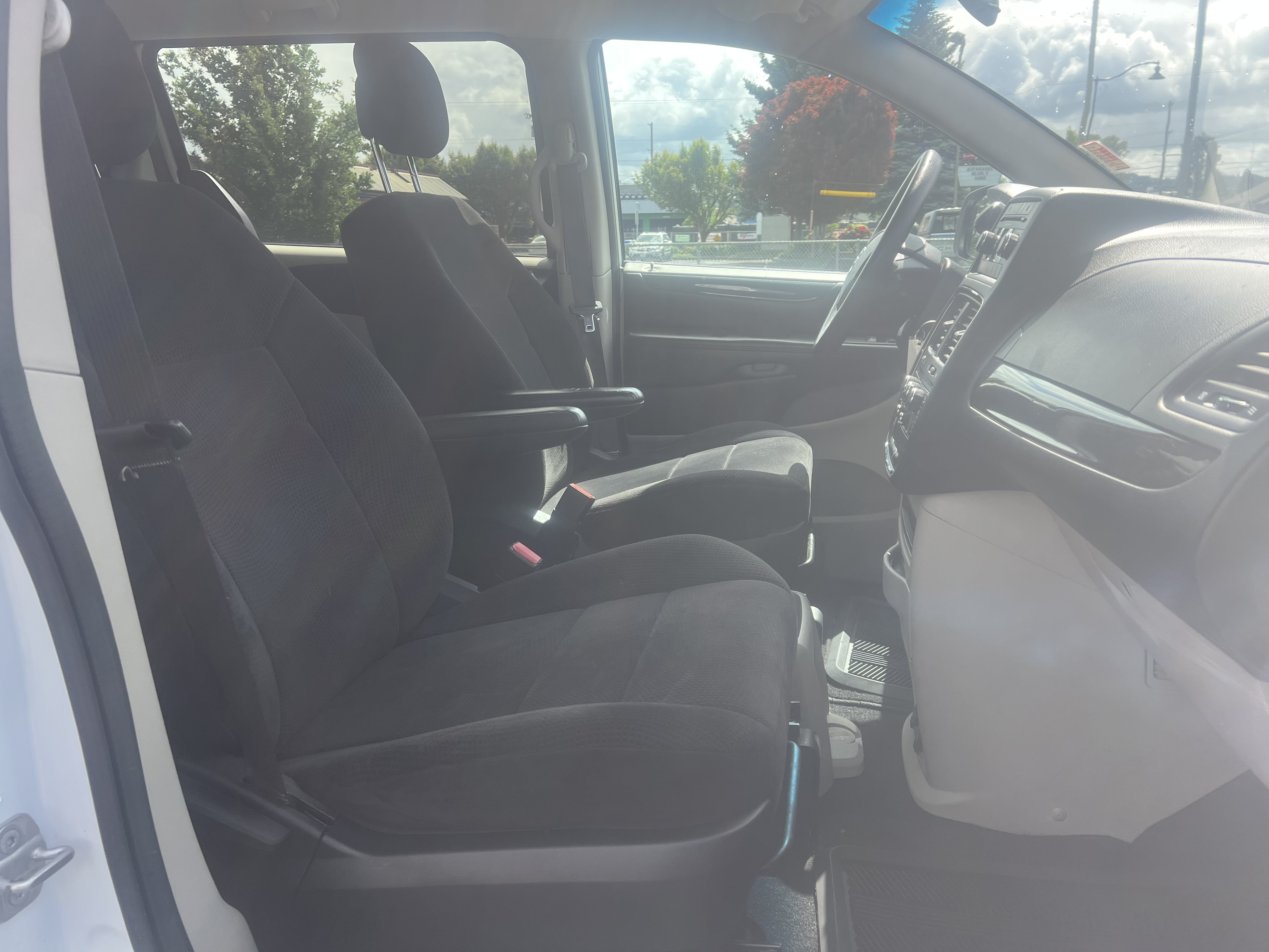 2014 Dodge Grand Caravan SE - Photo 12