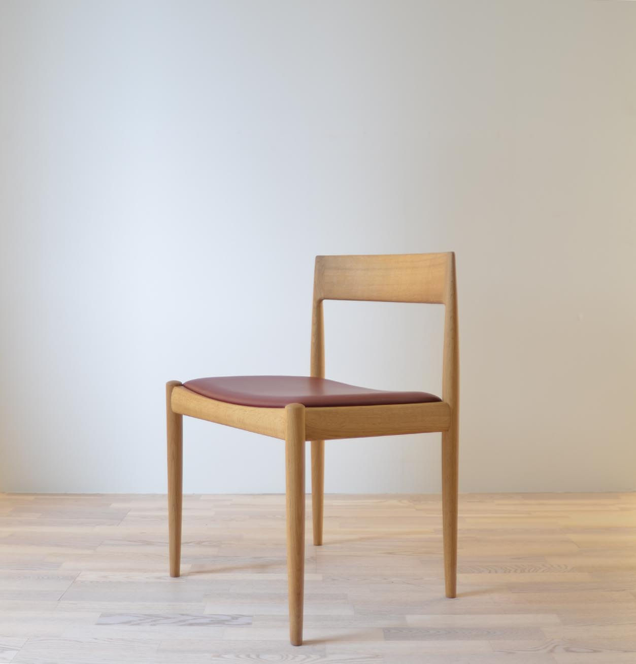 【宮崎椅子製作所】UNI-Senior4110チェア  ナラ材 オイル仕上げ 張地Aランク