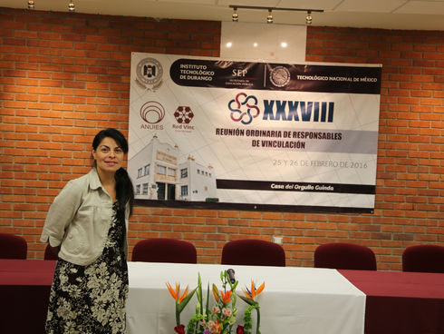 Conferencia con el tema Capacitación para el Primer Empleo