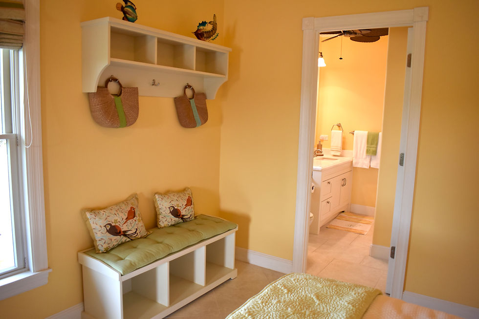6. Twin Bedroom Sitting Area with Ensuite Bathroom Access