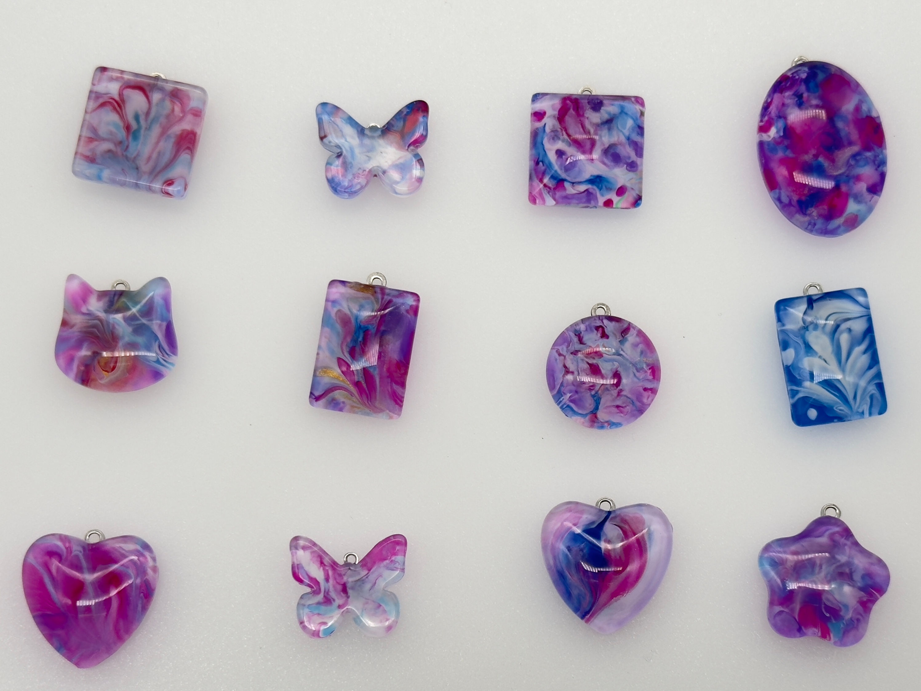 Abstract Painting Pendnats