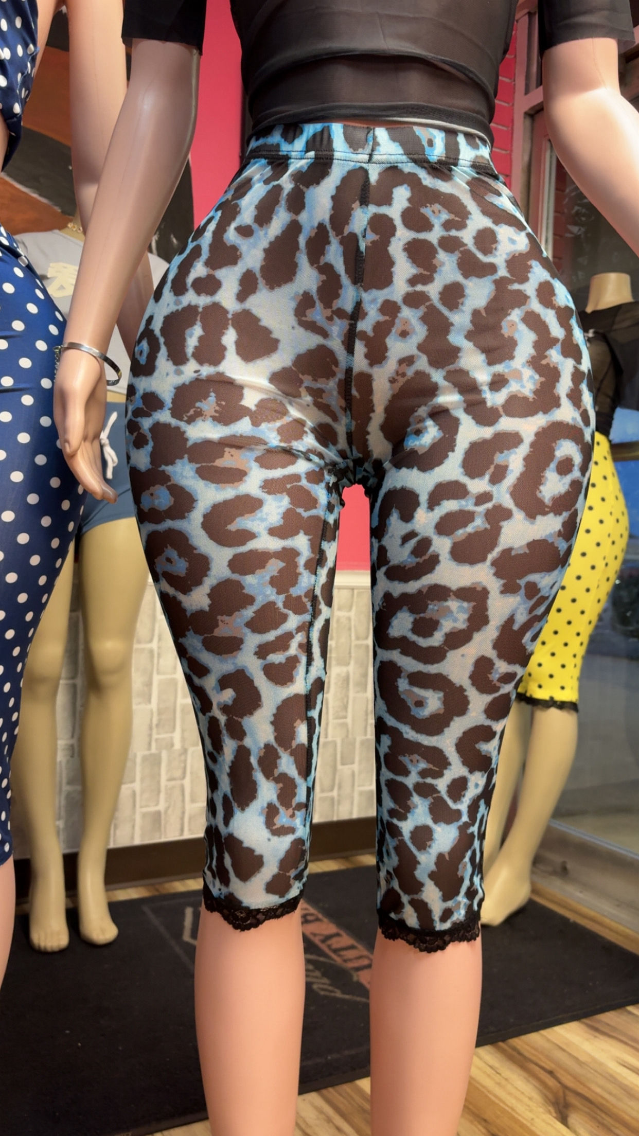 Leopard knee knockers 