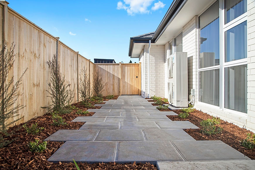 landscaping south auckland resize 4.jpg