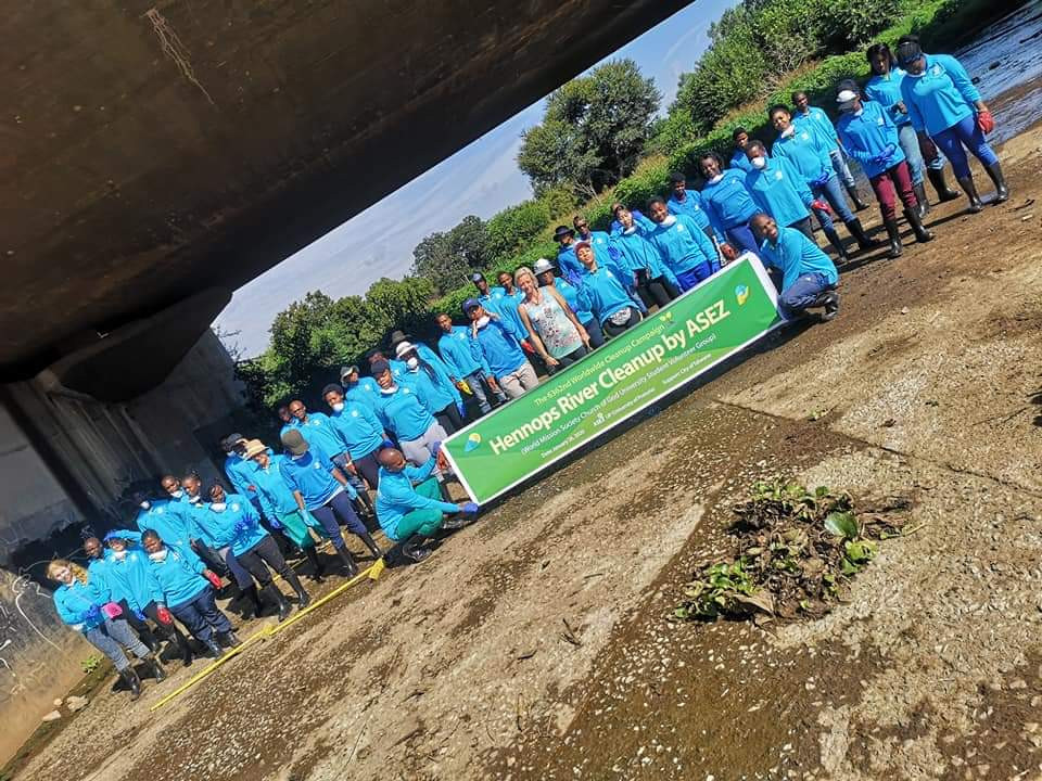 ‘Incredible’ Hennops clean-up fills over 2 000 bags