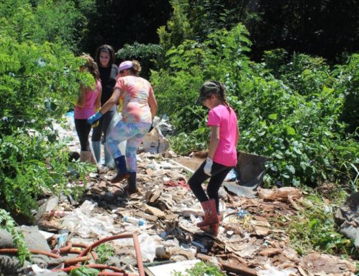 UPDATE: Hundreds gather for 10th Hennops clean-up