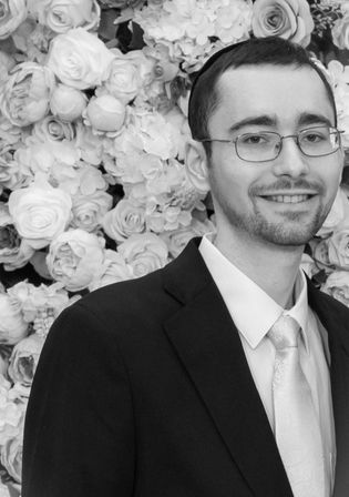 Shidduchphoto for webite.jpg