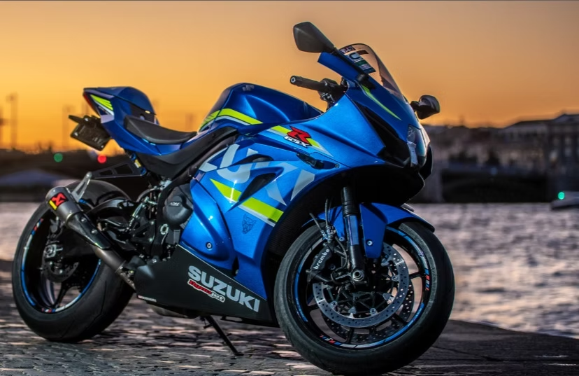 SUZUKI GSXR.png