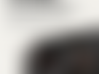 Câmera com sensor e processamento neural ilustrando a aquisição da Glass Imaging pela OpenAI